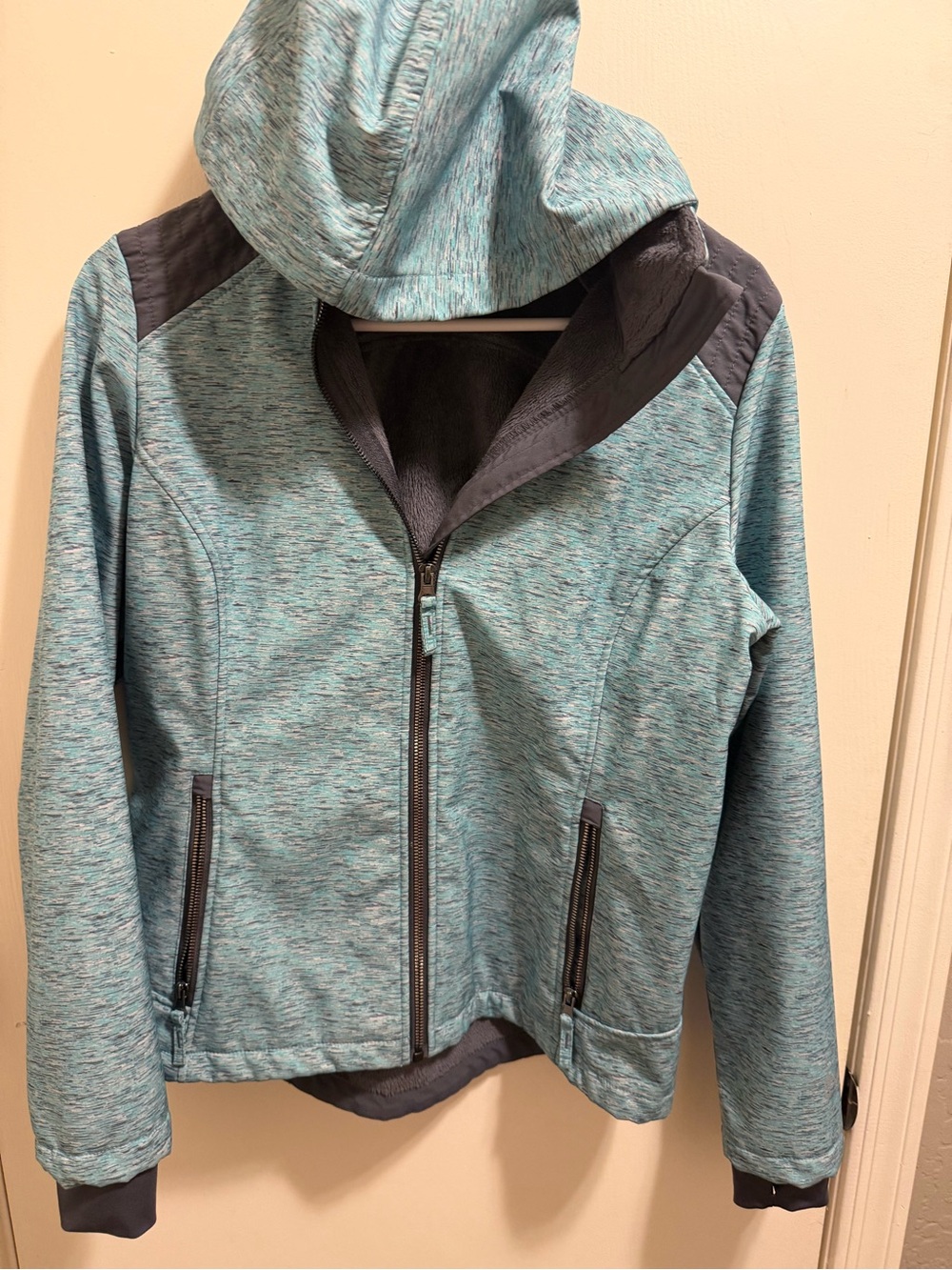 Light Teal Hooded Women's Jacket with Zip Pockets